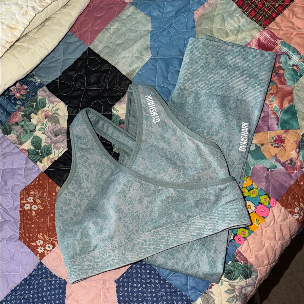 Gymshark Pale Teal Patterned Set